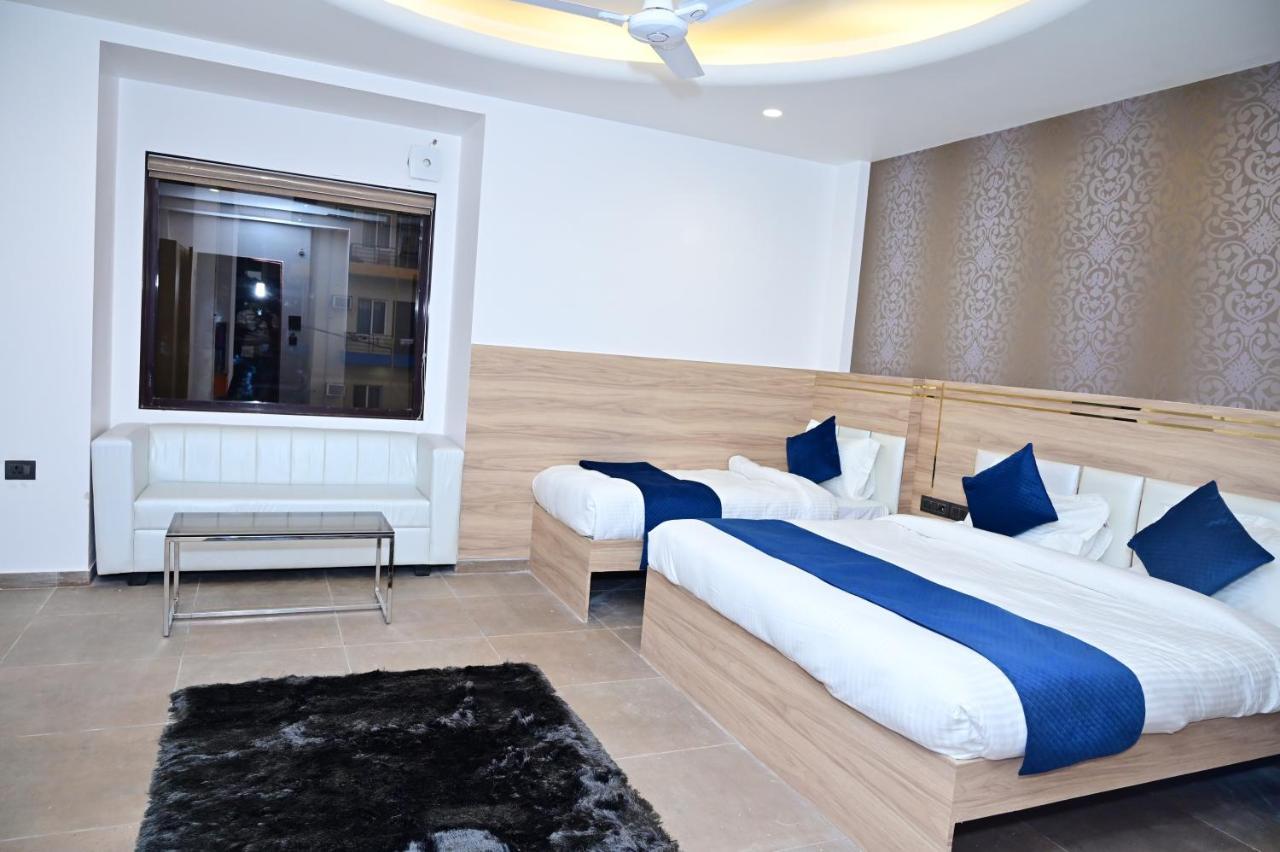 The Dwelling Inn Велика Нойда Екстер'єр фото